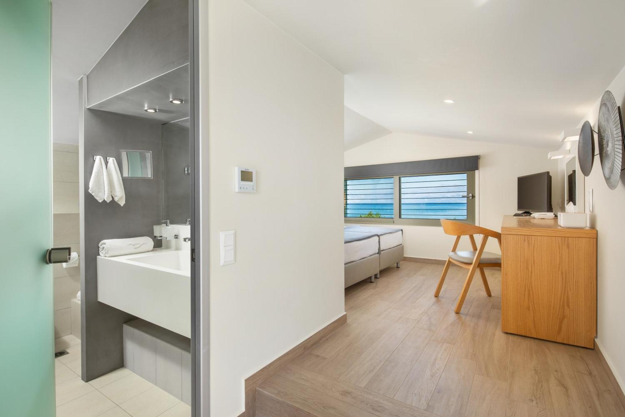 Thalassa Suites Almiros Beach الغرفة الصورة
